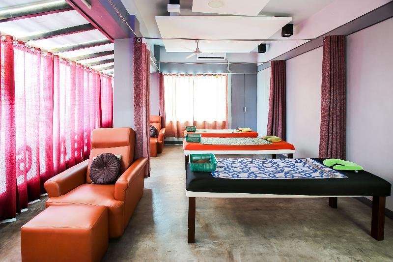 Super Oyo Capital O 786 Kwe Hotel And Resort Angeles Zewnętrze zdjęcie